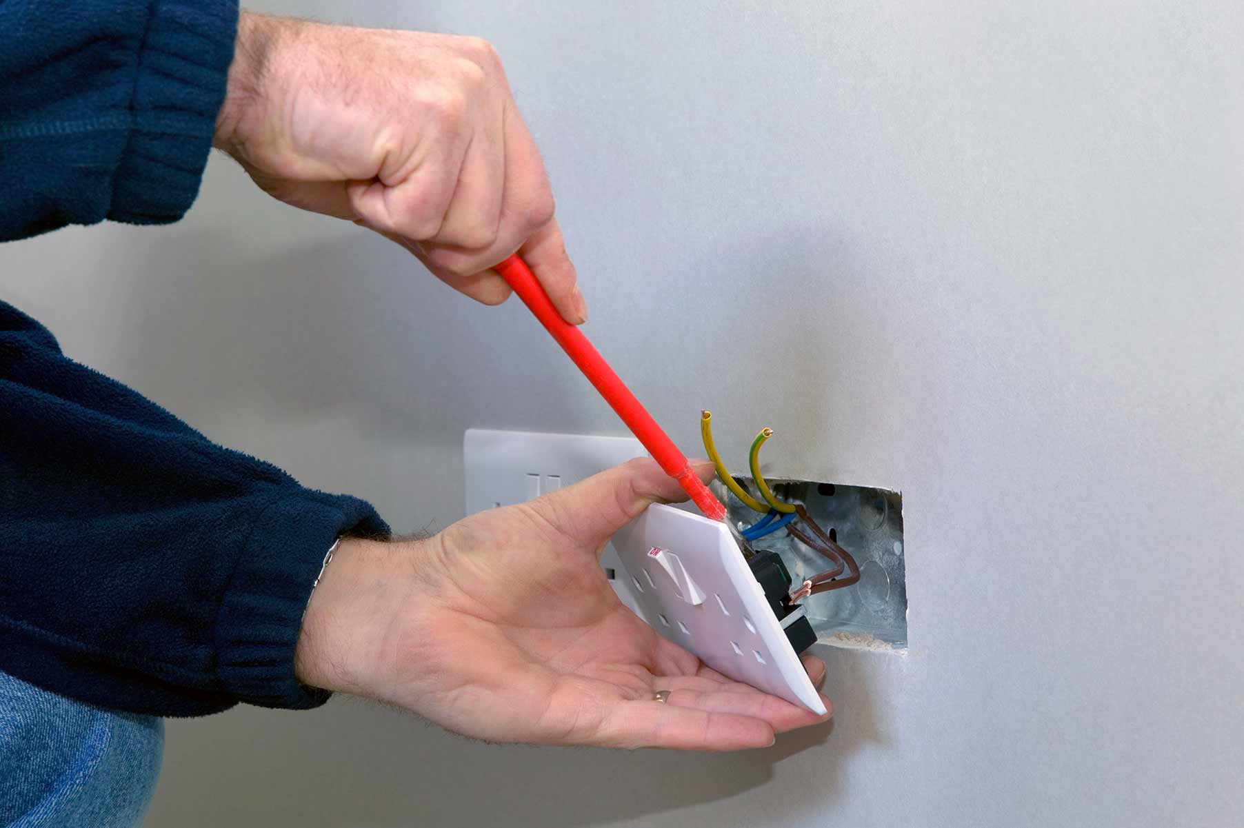 Our electricians can install plug sockets for domestic and commercial proeprties in Risley and the local area. 